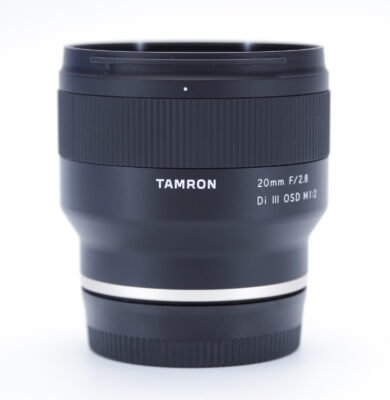 Tamron 20mm F2.8 Side