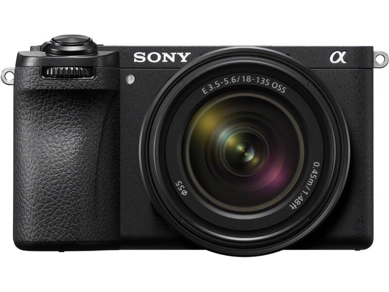 Sony A6700 Front