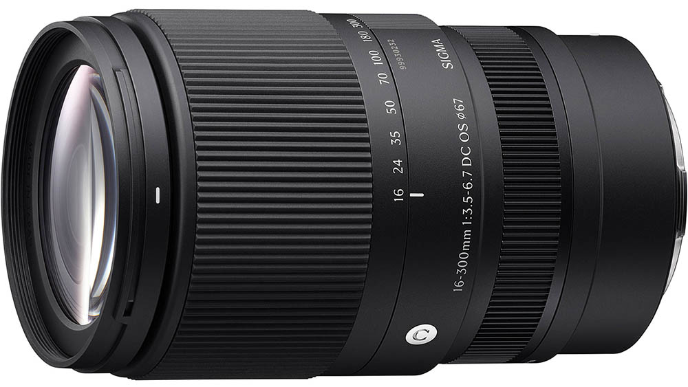 Sigma 16-300mm F3.5-6.7 DC OS for Sony E Mount