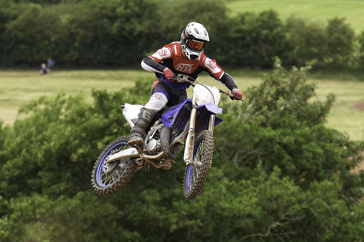 Yamaha MX Bike shot with the Sony FE 70-200 F2.8 GM II OSS Lens